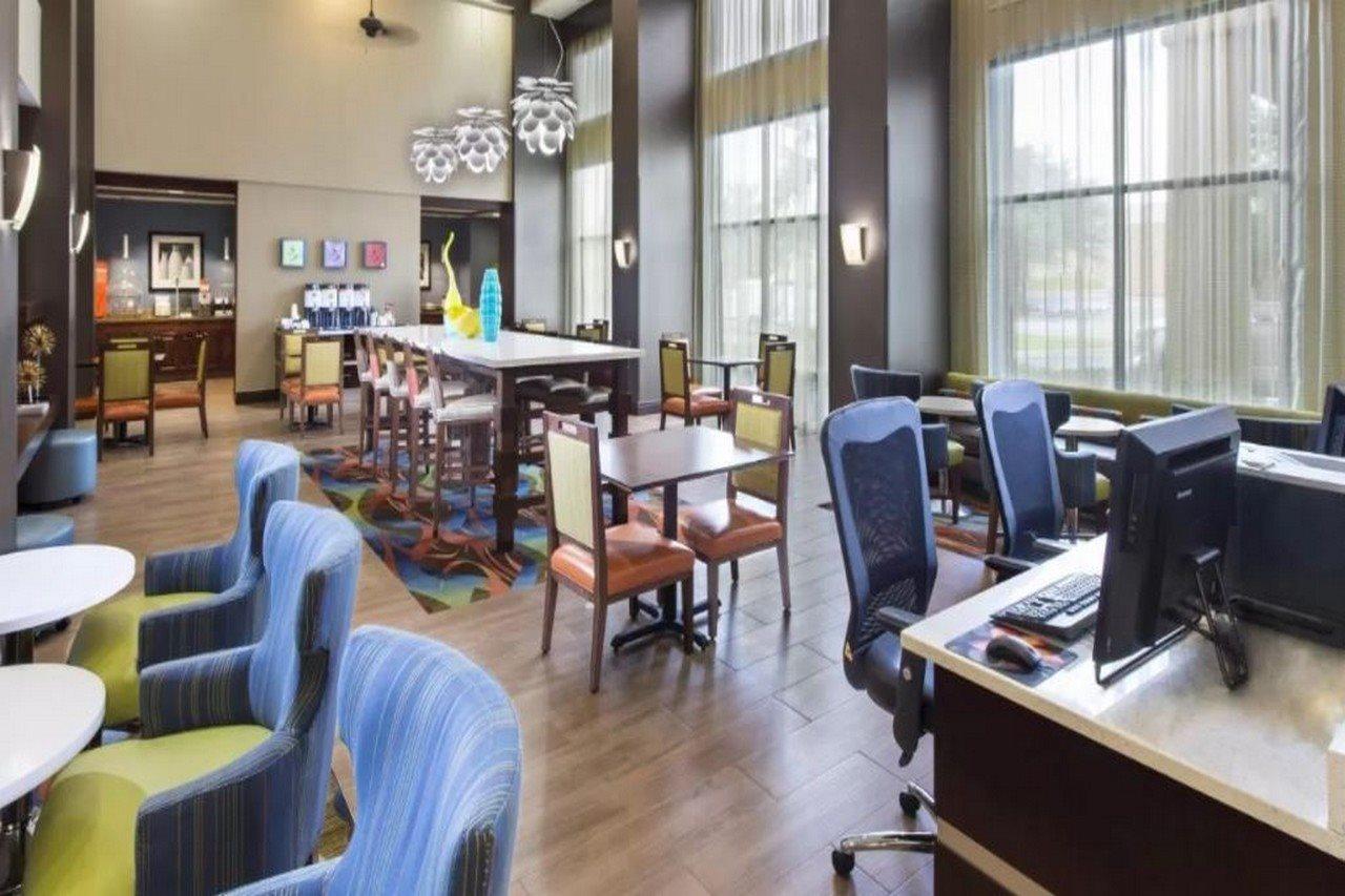 Hampton Inn & Suites Pensacola I-10 N At University Town Plaza Eksteriør billede