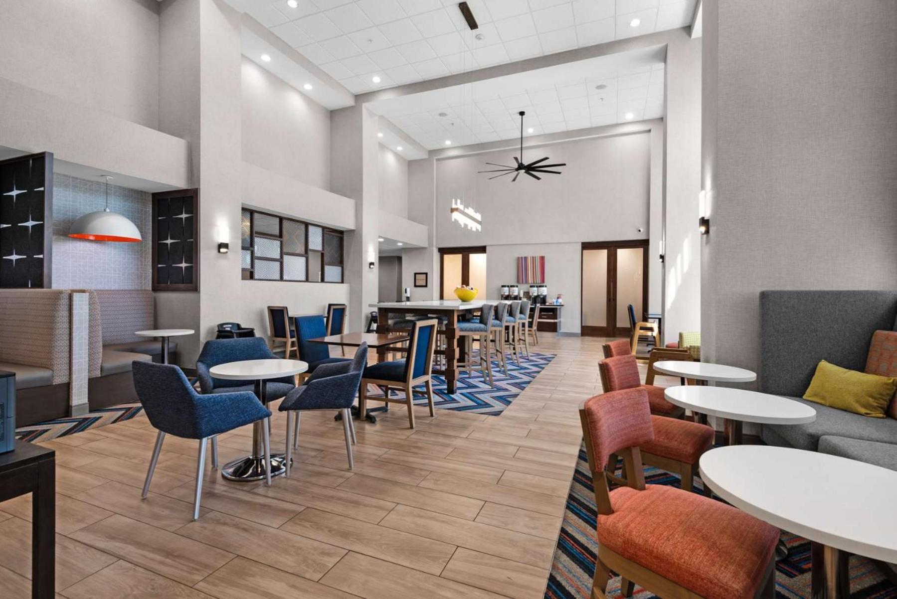 Hampton Inn & Suites Pensacola I-10 N At University Town Plaza Eksteriør billede