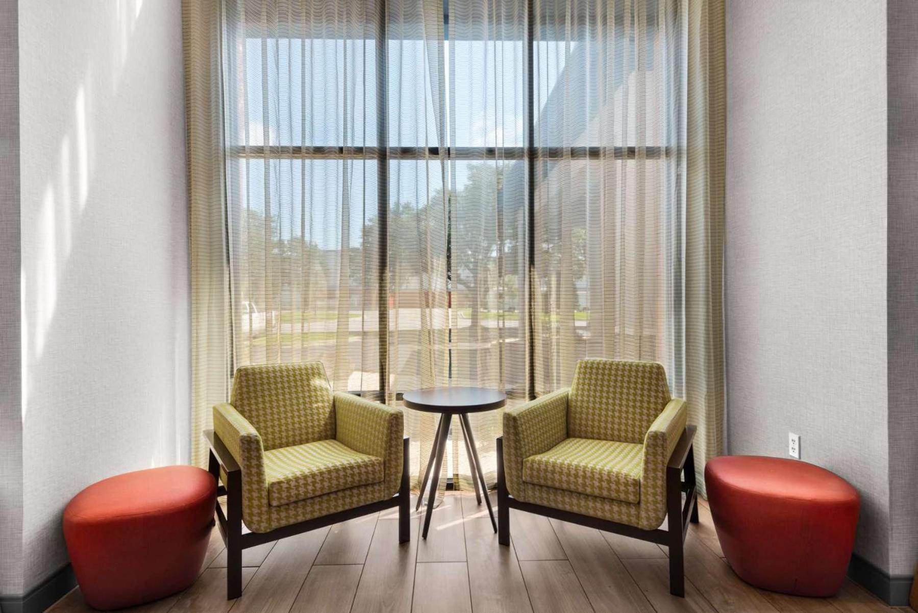 Hampton Inn & Suites Pensacola I-10 N At University Town Plaza Eksteriør billede