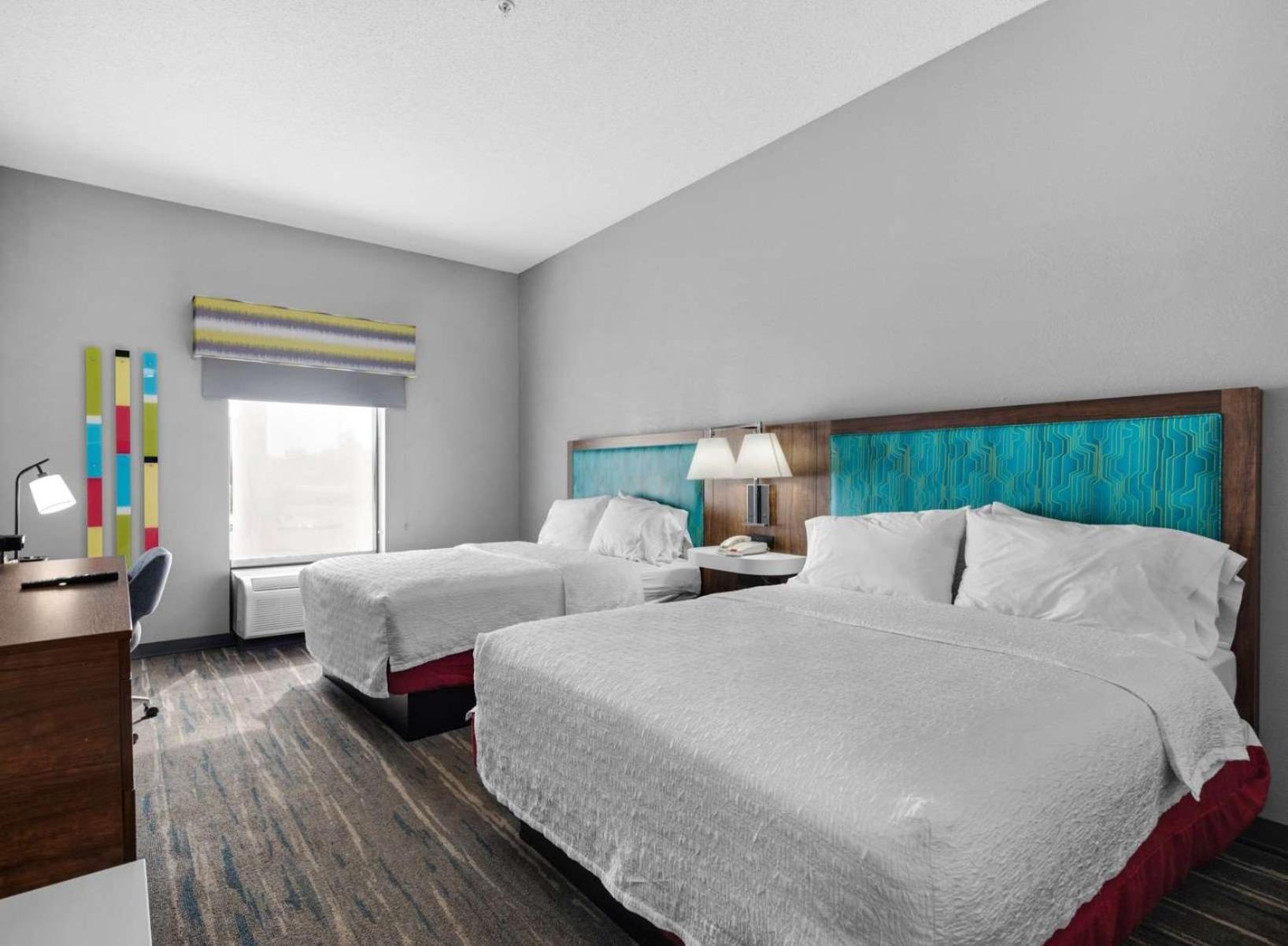 Hampton Inn & Suites Pensacola I-10 N At University Town Plaza Eksteriør billede