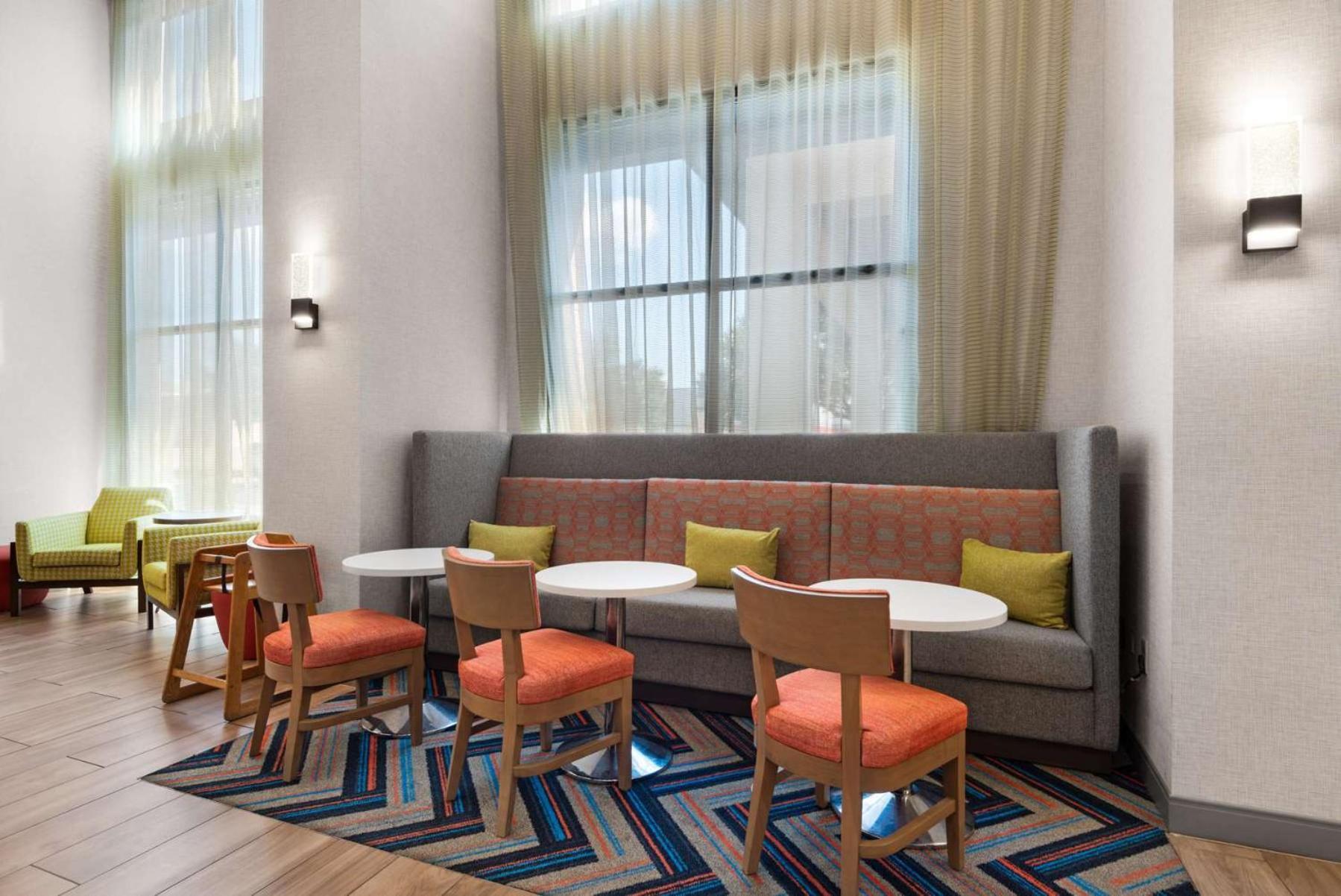 Hampton Inn & Suites Pensacola I-10 N At University Town Plaza Eksteriør billede
